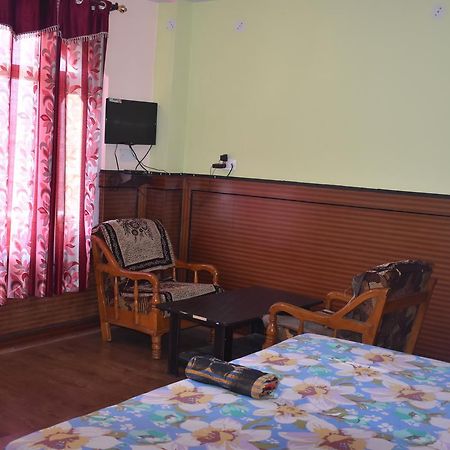 Hotel Snow Flake Rampur  Exterior photo