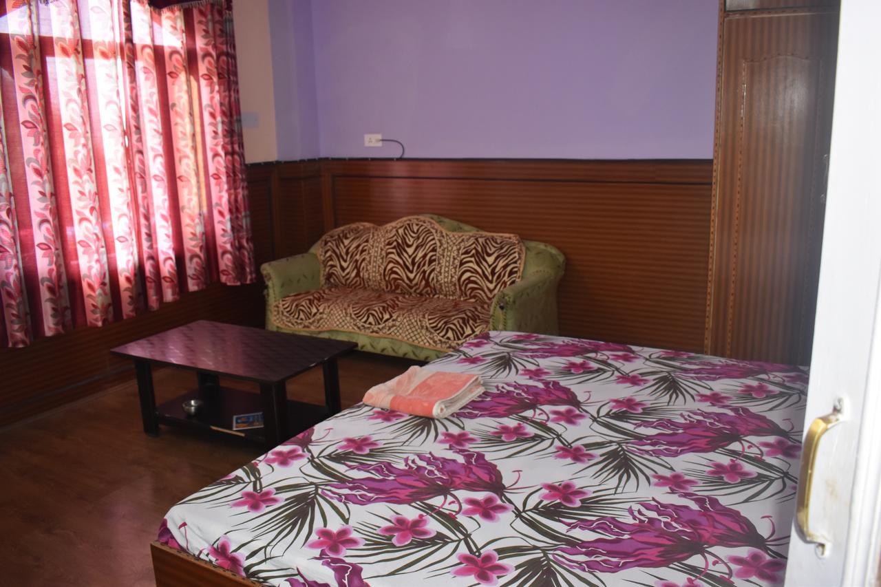 Hotel Snow Flake Rampur  Exterior photo